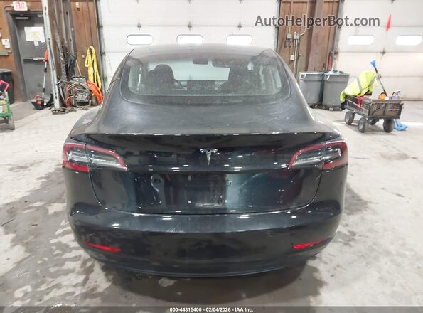 5YJ3E1EB4JF110048 2018 TESLA MODEL 3 Black 