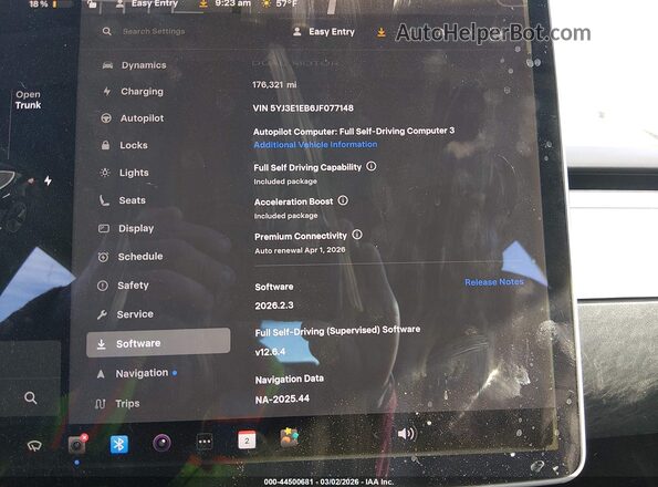 5YJ3E1EB6JF077148 2018 TESLA MODEL 3 Black Widok tylnych siedzeń