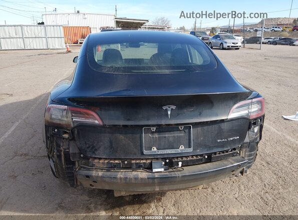5YJ3E1EB6JF077148 2018 TESLA MODEL 3 Black 