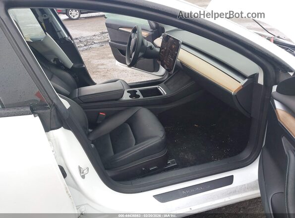 5YJ3E1EB7NF207931 2022 TESLA MODEL 3 Белый Вид салона спереди
