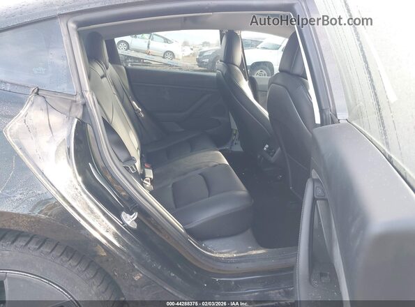 5YJ3E1EBXNF138040 2022 TESLA MODEL 3 Black VIN կոդի պիտակի տեսք