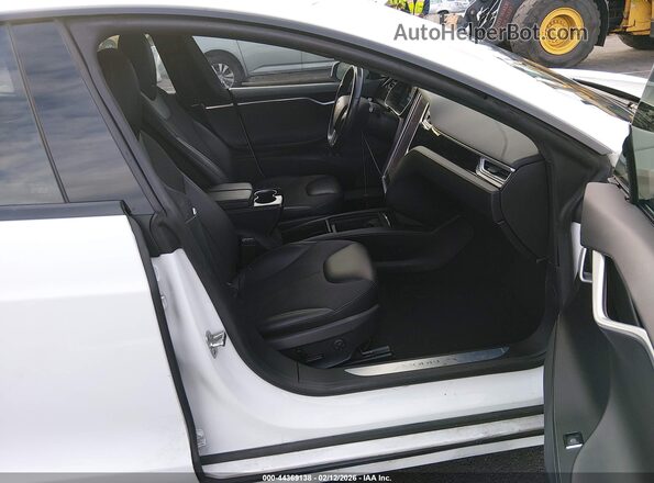 5YJSA1E22GF149608 2016 TESLA MODEL S White Widok wnętrza z przodu