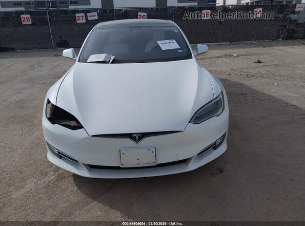 5YJSA1E22HF186983 2017 TESLA MODEL S Белый Вид щитка приборов