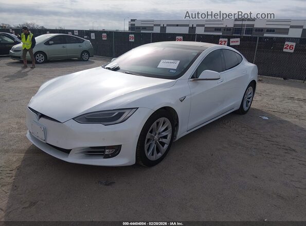 5YJSA1E22HF186983 2017 TESLA MODEL S Белый Передняя левая четверть