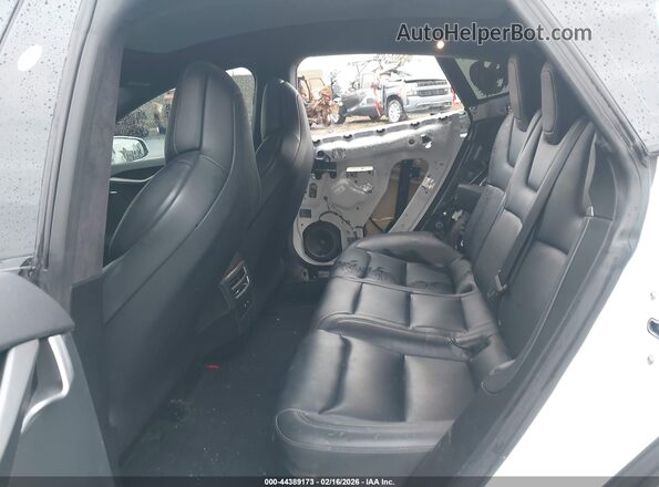 5YJSA1E28KF348302 2019 TESLA MODEL S White VIN կոդի պիտակի տեսք