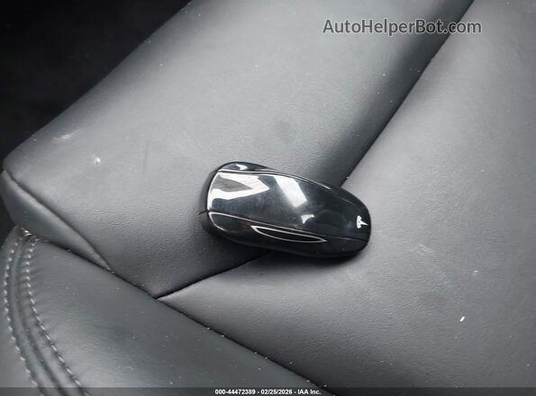 5YJSA1E29MF425987 2021 TESLA MODEL S Red Vista del salpicadero