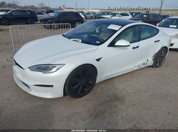 5YJSA1E5XMF440377 2021 TESLA MODEL S Белый Передняя левая четверть