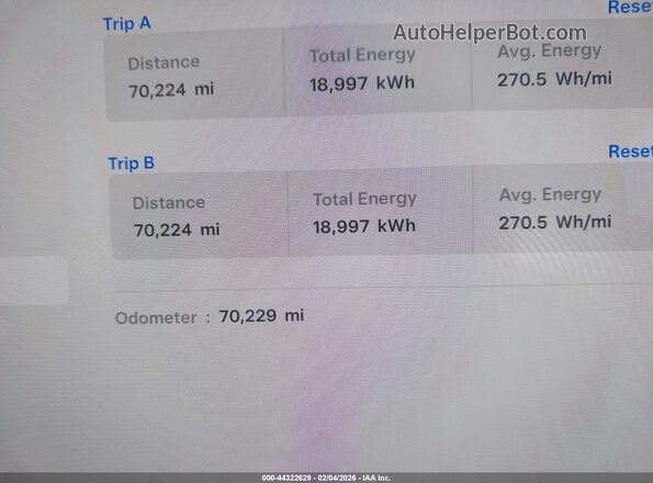 5YJSA1E5XMF440377 2021 TESLA MODEL S Белый Панорамный вид салона 360°