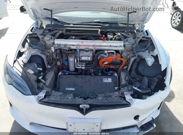 5YJSA1E67RF532918 2024 TESLA MODEL S White Вид ззаду