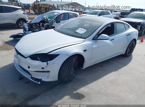 5YJSA1E67RF532918 2024 TESLA MODEL S White Передня ліва чверть