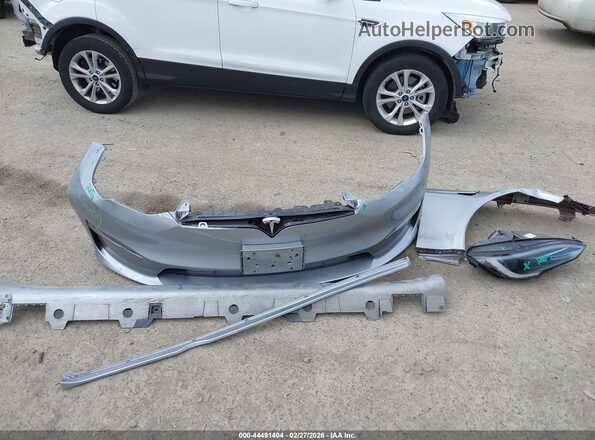 5YJSA1E69SF547832 2025 TESLA MODEL S Silver Widok zestawu wskaźników