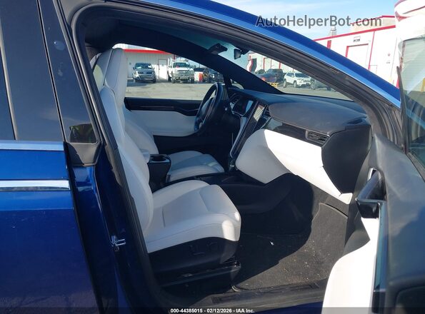 5YJXCAE23KF192296 2019 TESLA MODEL X Blue Vista interior delantera