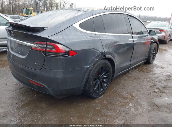 5YJXCBE21GF027909 2016 TESLA MODEL X Gray 
