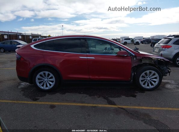 5YJXCBE27LF236937 2020 TESLA MODEL X Red Vista interior trasera
