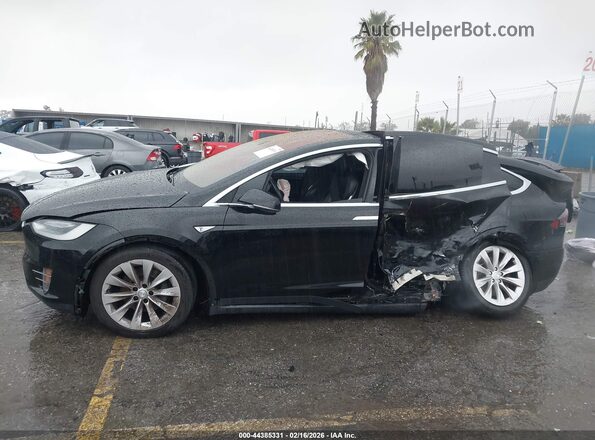 5YJXCBE28GF017426 2016 TESLA MODEL X Black Панорамний вид салону 360°