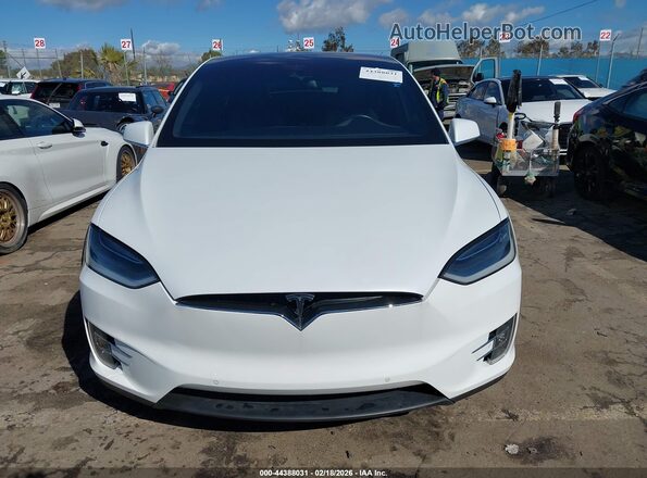 5YJXCBE29GF021226 2016 TESLA MODEL X White 