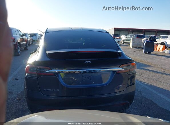 5YJXCBE45JF089774 2018 TESLA MODEL X Серый 
