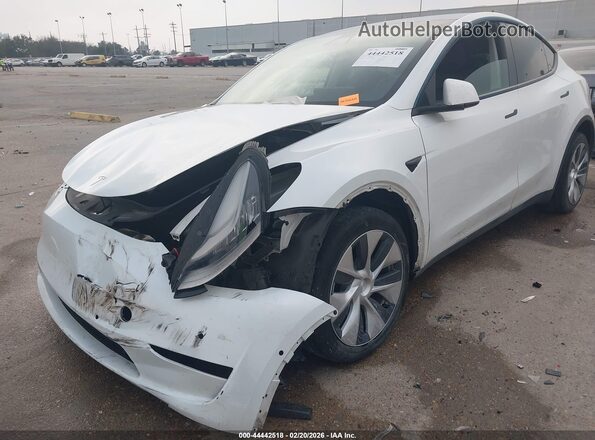 5YJYGAED0MF173525 2021 TESLA MODEL Y White Front view