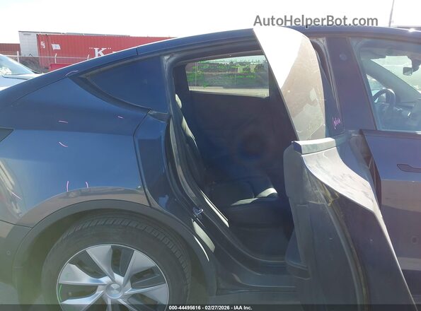 5YJYGDEE0MF265924 2021 TESLA MODEL Y Gray 