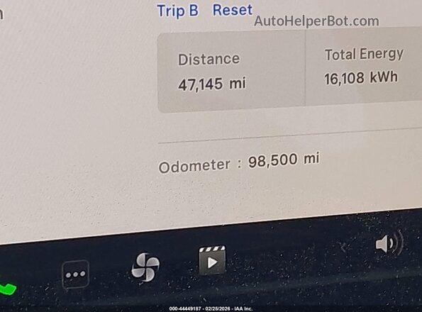 5YJYGDEE2LF030102 2020 TESLA MODEL Y Blue Vista interior de 360 grados