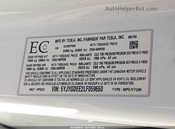 5YJYGDEE2LF059650 2020 TESLA MODEL Y White Vista del compartimento del motor