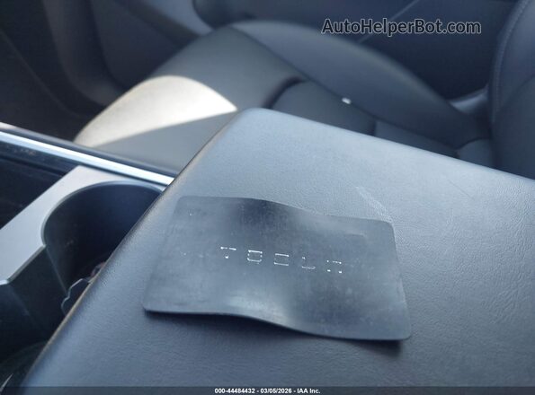 5YJYGDEE2MF216935 2021 TESLA MODEL Y Black 