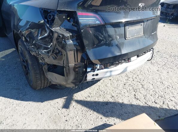 5YJYGDEE2MF216935 2021 TESLA MODEL Y Black 