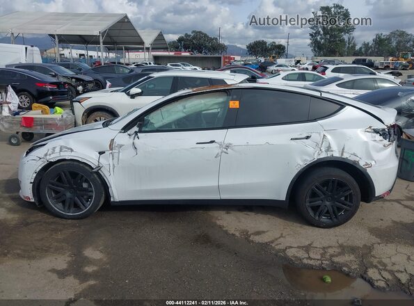 5YJYGDEE6MF231468 2021 TESLA MODEL Y White 