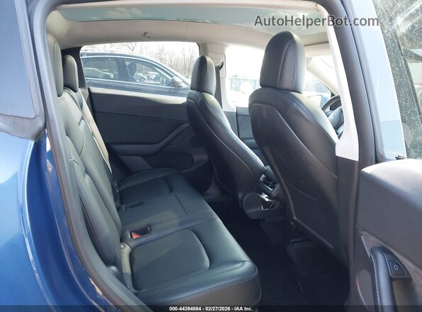 5YJYGDEE6MF305455 2021 TESLA MODEL Y Blue VIN կոդի պիտակի տեսք