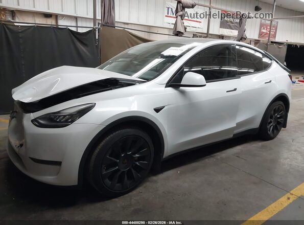 5YJYGDEEXLF055989 2020 TESLA MODEL Y White Vista interior de 360 grados