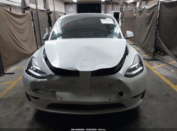 5YJYGDEEXLF055989 2020 TESLA MODEL Y White Vista del cuadro de instrumentos