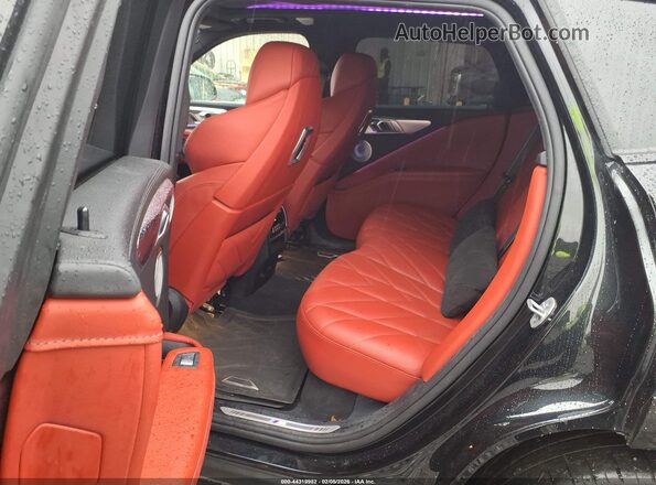 5YM23CS0XP9S33931 2023 BMW XM Black Вид наклейки з VIN-кодом