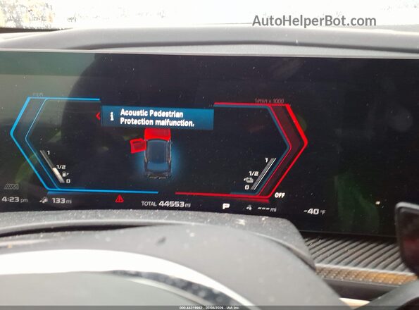 5YM23CS0XP9S33931 2023 BMW XM Black 