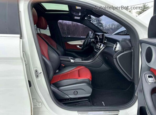 W1N0J8EB8NG059259 2022 MERCEDES-BENZ GLC-CLASS Белый Вид щитка приборов