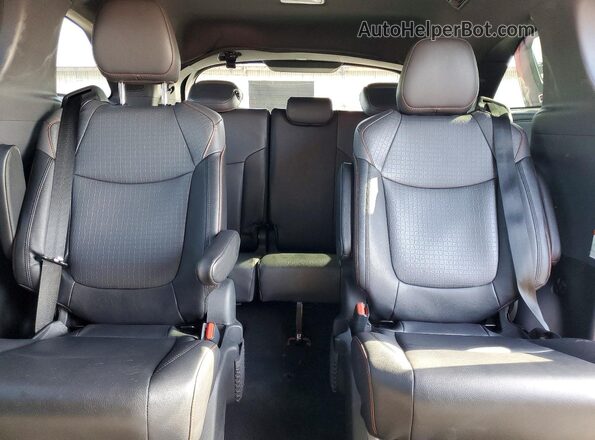 5TDDRKEC5PS170450 2023 TOYOTA SIENNA Красный Вид задней части салона