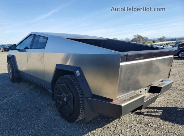7G2CEGEC3SA076420 2025 TESLA CYBERTRUCK Silver Հետևի աջ