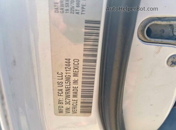 3C7WRNEL5NG112444 2022 RAM 5500 White Սալոնի հետևի տեսք