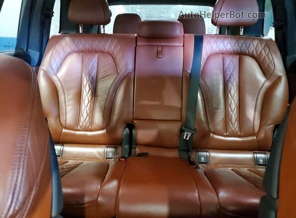 5UXCX4C54KLB39669 2019 BMW X7 Угольный Вид задней части салона
