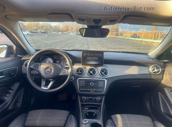 WDCTG4GB7HJ296321 2017 MERCEDES-BENZ GLA Gray 