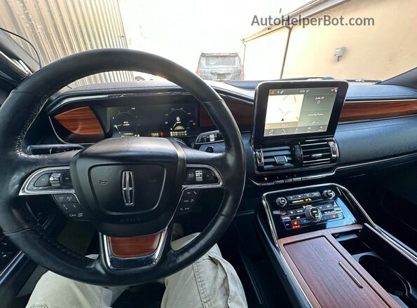 5LMJJ3LT7KEL21377 2019 LINCOLN NAVIGATOR Черный Вид подкапотного пространства