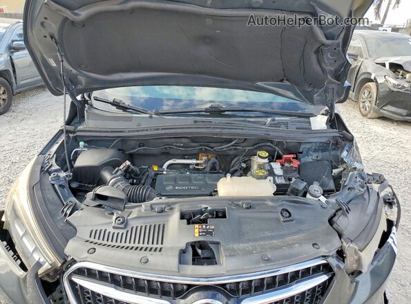 KL4CJCSB2HB043386 2017 BUICK ENCORE Gray Vista del compartimento del motor