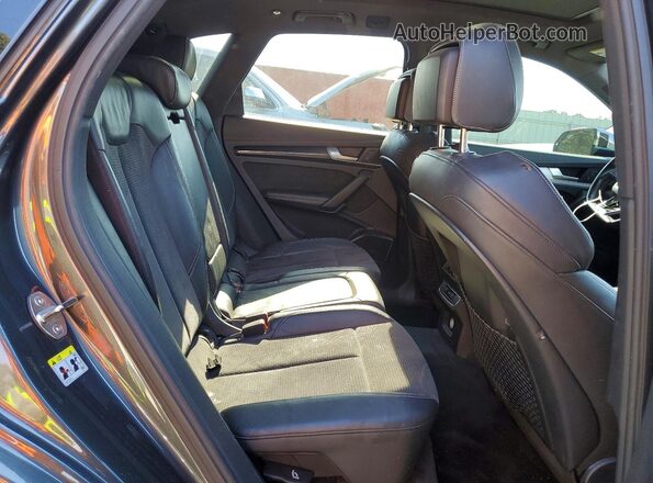 WA1A4AFYXJ2164772 2018 AUDI SQ5 Gray Vista del compartimento del motor