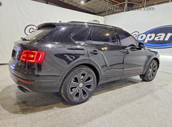 SJAAM2ZV4LC029508 2020 BENTLEY BENTAYGA Черный Передняя правая четверть