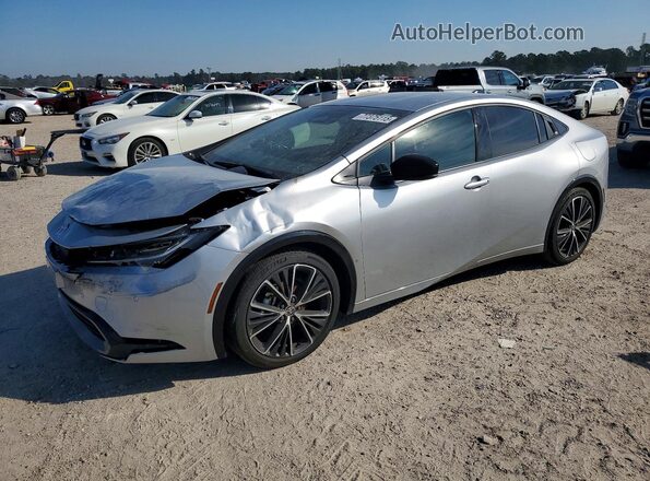 JTDACAAU3T3065785 2026 TOYOTA LE Silver 