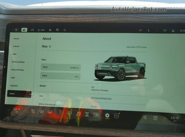 7FCTGAAA0PN022500 2023 RIVIAN RIT Серый Вид задних сидений