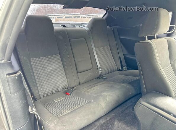 2C3CDZBT8JH141994 2018 DODGE CHALLENGER Серый Вид задних сидений