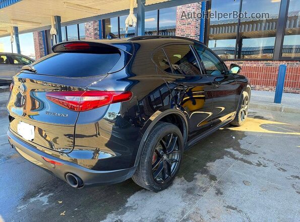 ZASPAJAN7L7C89828 2020 ALFA ROMEO STELVIO Черный Вид спереди