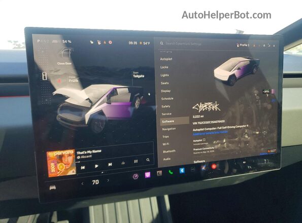 7G2CEGEC3SA076420 2025 TESLA CYBERTRUCK Silver Հետևի նստատեղերի տեսք