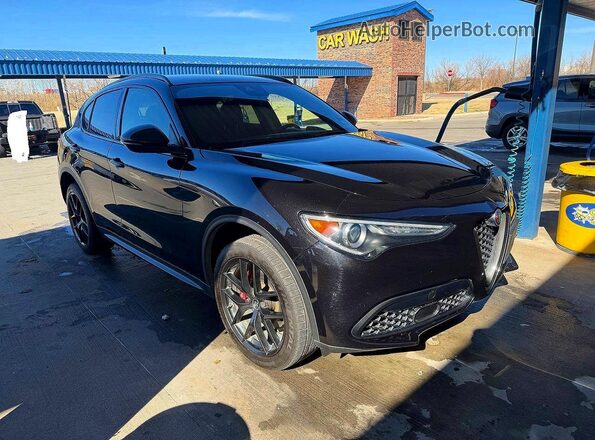 ZASPAJAN7L7C89828 2020 ALFA ROMEO STELVIO Черный Задняя левая четверть