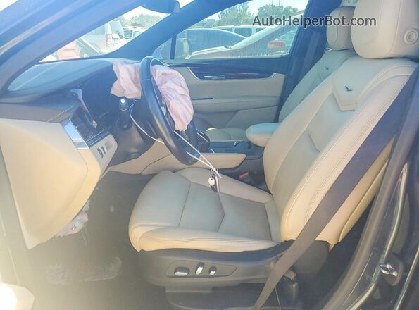 1GYKNCRS7KZ162538 2019 CADILLAC XT5 Синий Вид панели приборов